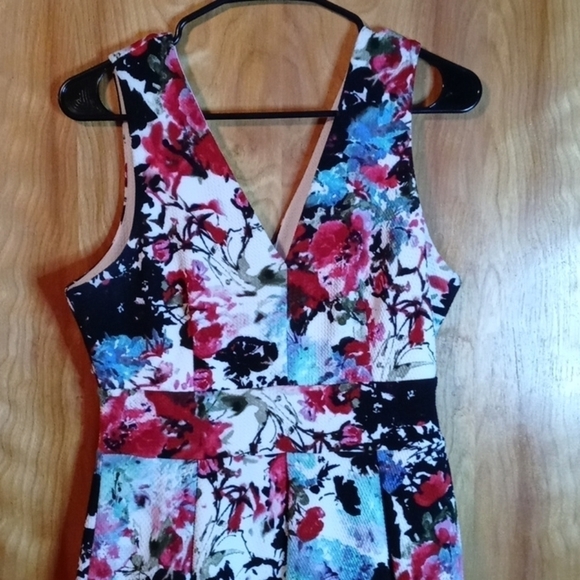 Haute Monde sleeveless dress large floral - Picture 3 of 9